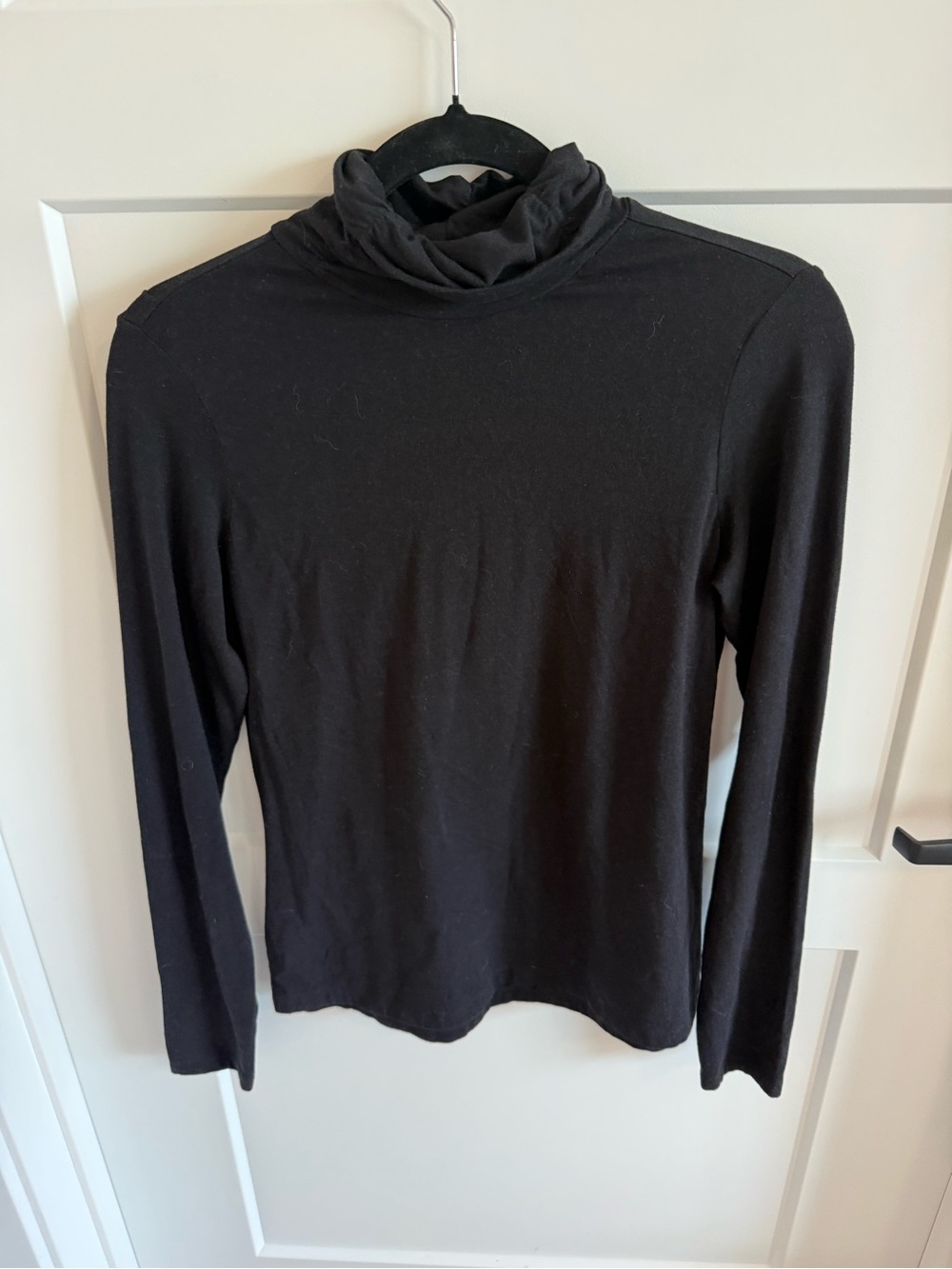 Aventura Black Turtleneck Long Sleeve Top Size Medium NWT Fair Trade